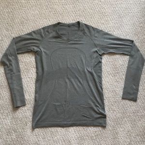 Lululemon swiftly tech long sleeve crew
